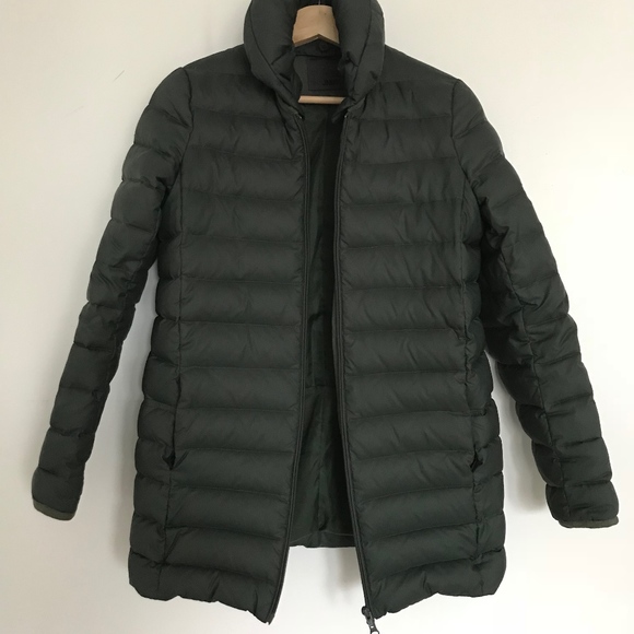 JNBY Dark Green Lightweight Matte Puffer size MEDIUM - Picture 1 of 8